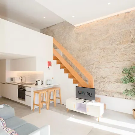 Liiiving In - Terrace & Sunny Apartment
